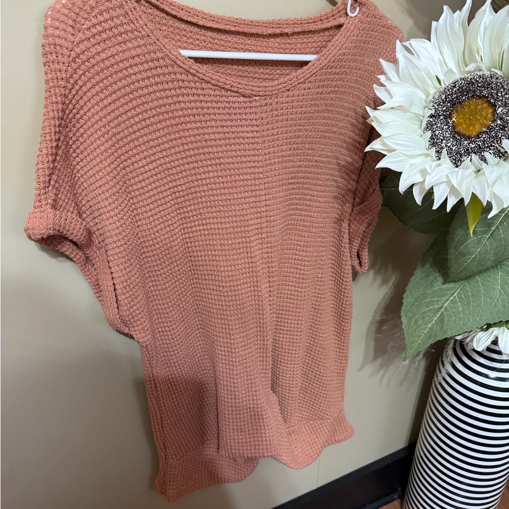 Womenβs Waffle-Knit Short Sleeve Top β Dusty Rose